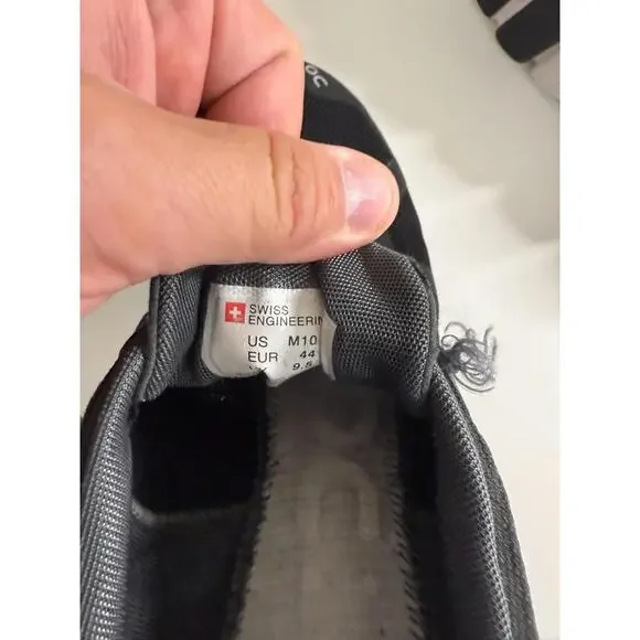 On Cloud Running 5 Black White Size 10 (NO SOLES) - Picture 3 of 5